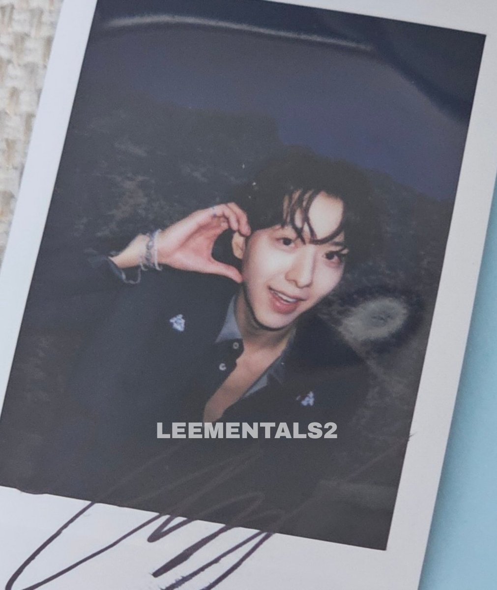 넘 귀여운 정신오빠가 오심🥺💙‼️‼️

감사합니다 에펜씨 최고