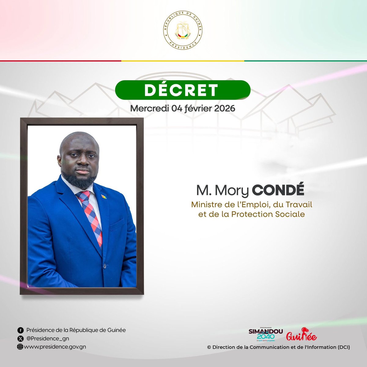 Presidence_gn's tweet photo. 🔴 𝐃𝐄́𝐂𝐑𝐄𝐓𝐒 

▫️𝗣𝗼𝗿𝘁𝗮𝗻𝘁 𝗻𝗼𝗺𝗶𝗻𝗮𝘁𝗶𝗼𝗻 𝗱𝗲𝘀 𝗺𝗲𝗺𝗯𝗿𝗲𝘀 𝗱𝘂 𝗚𝗼𝘂𝘃𝗲𝗿𝗻𝗲𝗺𝗲𝗻𝘁 𝗱𝗲 𝗹𝗮 𝗥𝗲́𝗽𝘂𝗯𝗹𝗶𝗾𝘂𝗲 𝗱𝗲 𝗚𝘂𝗶𝗻𝗲́𝗲. 

#GouvGN https://t.co/9EoVUSFD9k