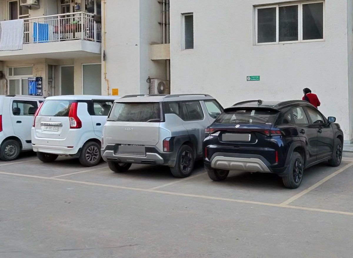 Throttle and Tech tweet media