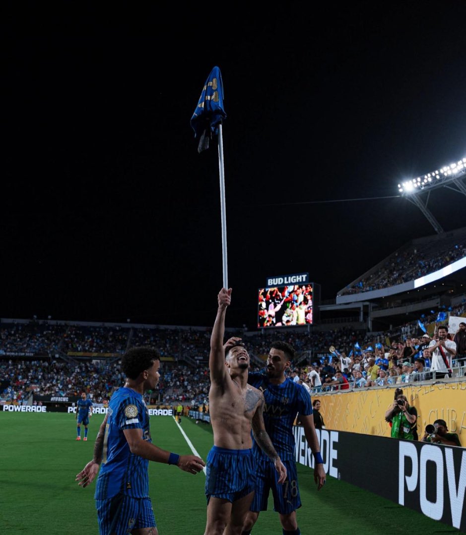 طارق tweet media