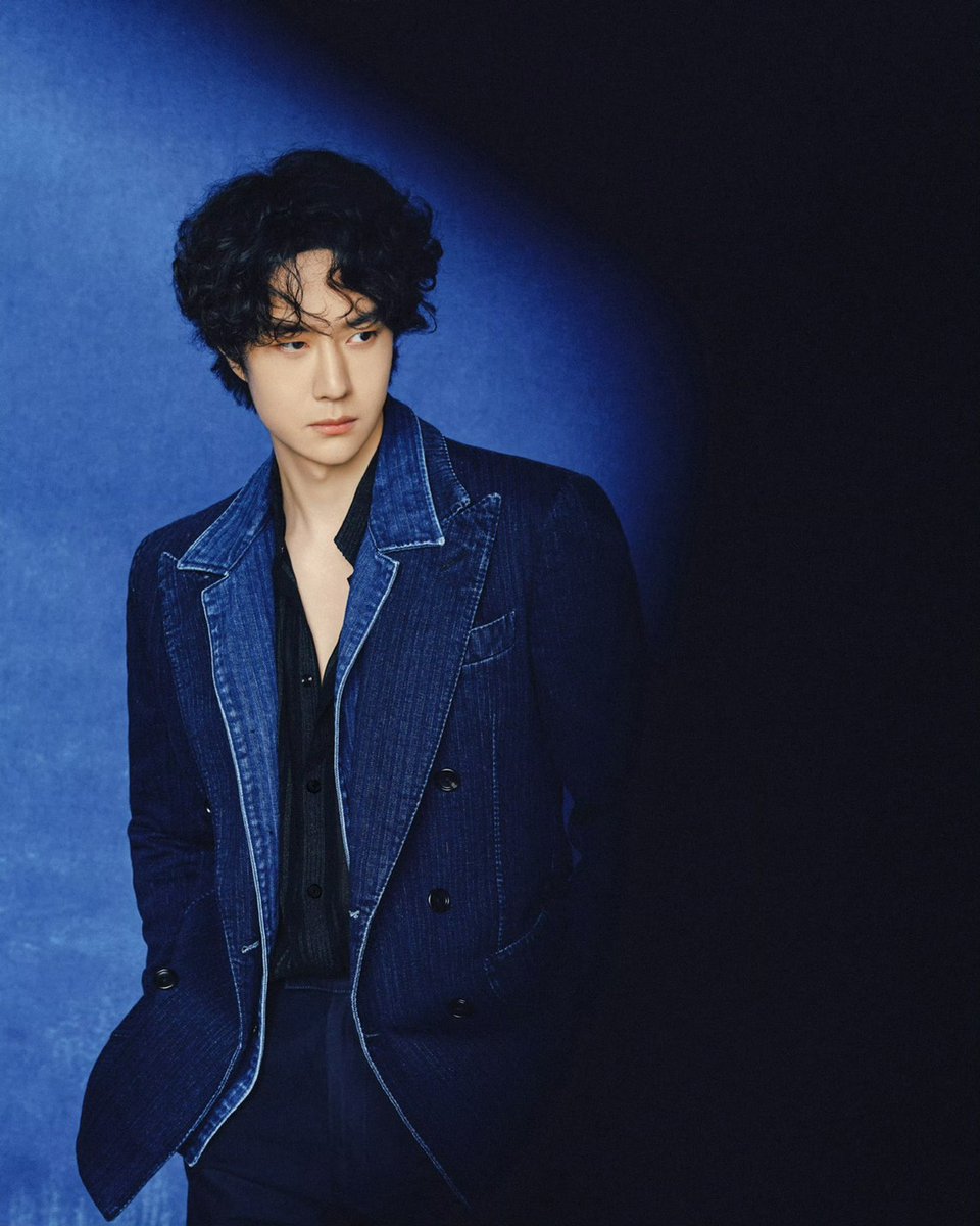 bozhan_3y's tweet photo. หล่อเท่ที่สุดดดด🥰💚

PRINCE YIBO 
#WANGYIBOxWB2025Night https://t.co/OISJ2mIsE9