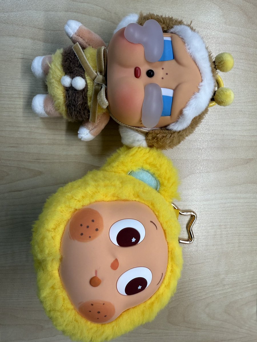 sunae44228393's tweet photo. 팝마트 정품 크라이베이비, 트윙클트윙클 키링 판매합니다. 둘 다 개봉 상품이며 비닐 뜯기만 했습니다! 사용 한 번도 안 한 새상품입니다! 마카오에서 구매했습니다
- 꿀벌 크라이베이비
20000원
같이 들어있는 카드인가 스티커인가 이것도 같이 드려요!
- 트윙클트윙클 케이스
25000원 https://t.co/sFcZphltNT