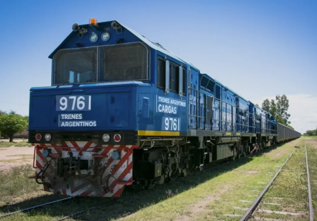Jueves, 5/2/2026 Buen día! dejo esto por aca.
Ferrocarriles argentinos:
De la soberanía al naufragio sindical.
- Anoche, en el programa A Dos Voces, había una mesa con políticos, economistas y sindicalistas discutiendo la reforma laboral que impulsa el gobierno. En un momento se