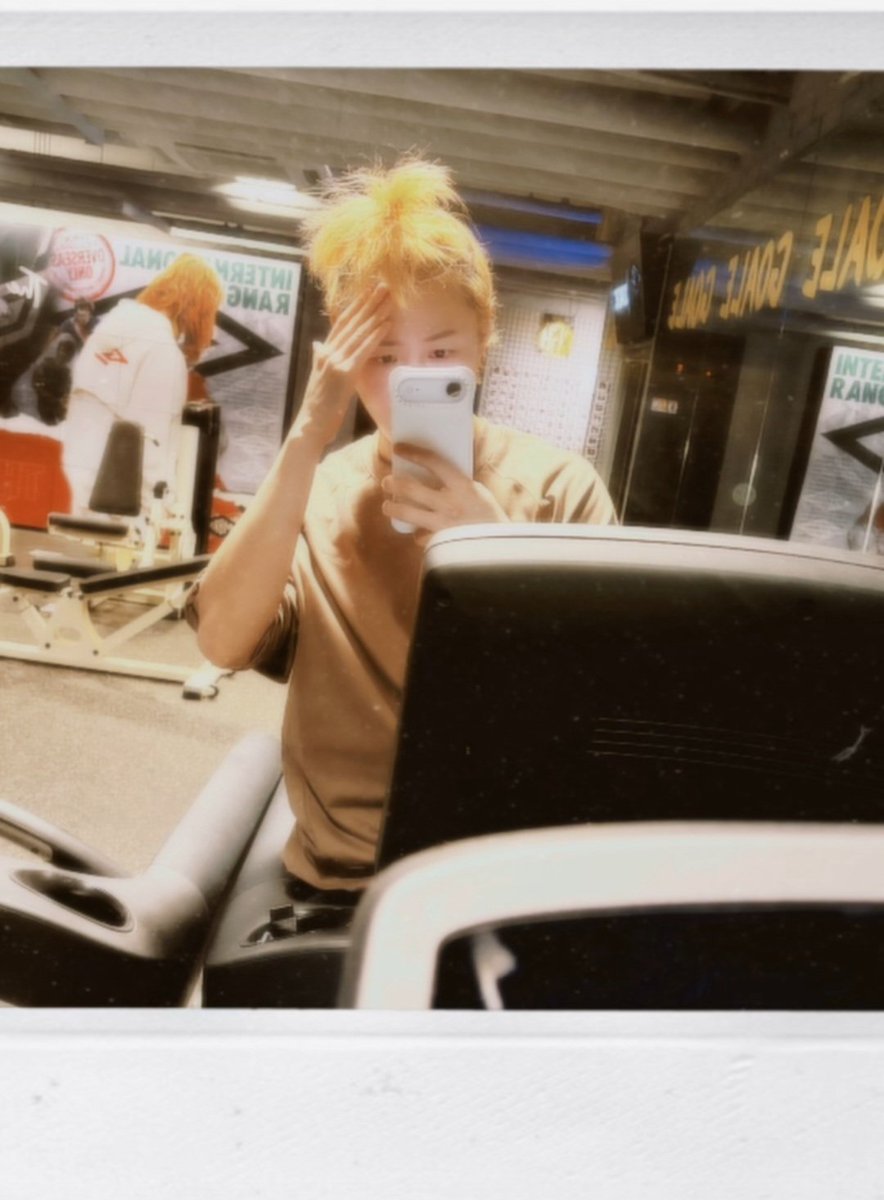 ☁️ 구름셍 인별그램🌟 스토리 

 #하성운 #HASUNGWOON 
<a href="/gooreumseng/">하성운</a>