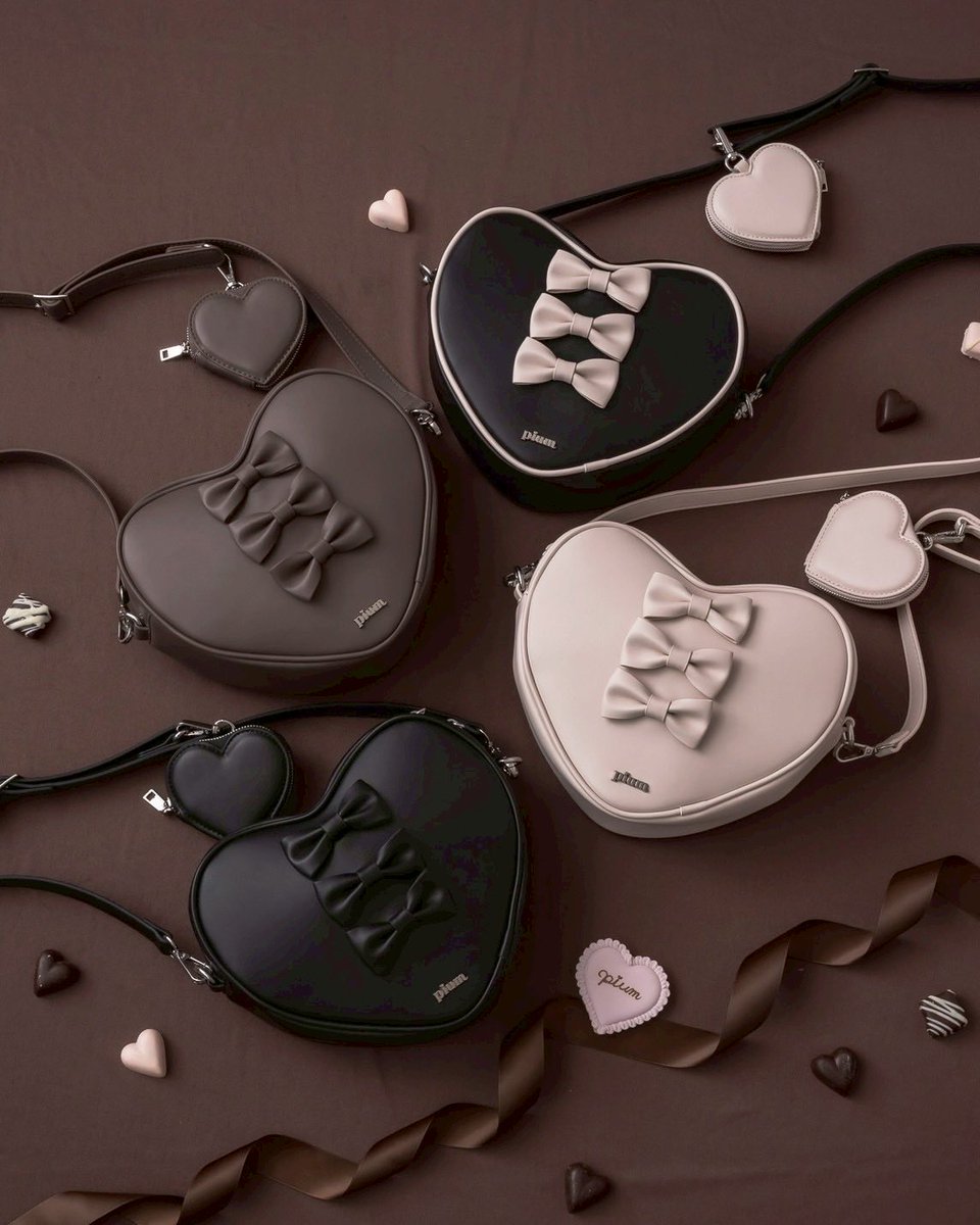 ＼本日20:00〜販売開始🐇／

お問い合わせ多数いただいておりますバッグやワンピースなど、新作7型が入荷いたします🤍
お見逃しなく…💒

▼pium公式通販サイト▼
piumofficial.com