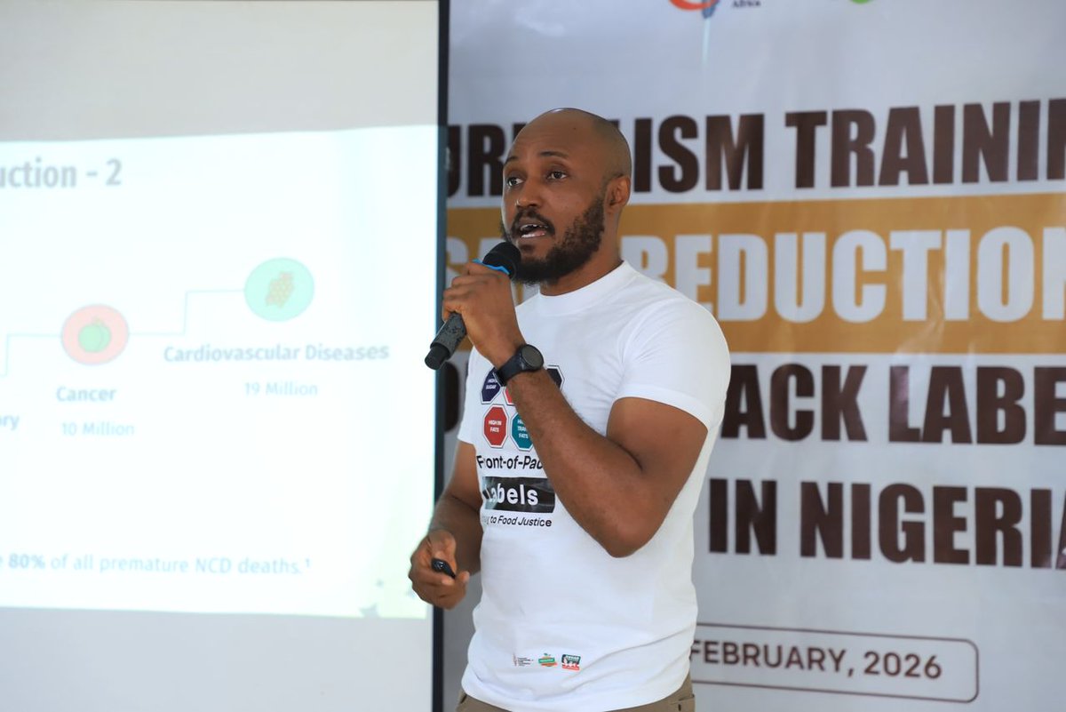 HealthyFood_NG's tweet photo. First Presentation: Unhealthy Diets & the Burden of Non-communicable Diseases (NCDs) in Nigeria.
- Dr. Joseph Ekiyor (Public Health Consultant)
#ReduceSalt #HealthyFoodPolicy https://t.co/6fQAd8Nu0P