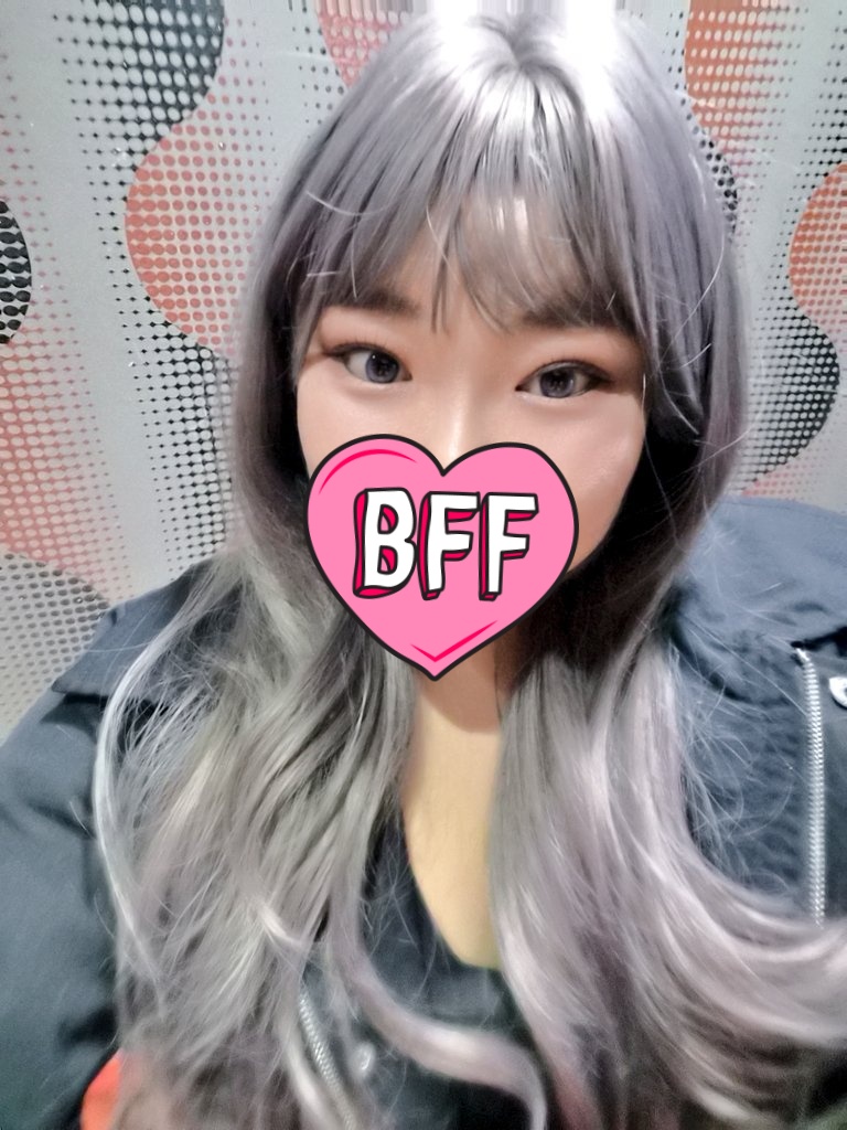 업하기너모힘드네
근데호텔인데벽지 존나휘황찬란함