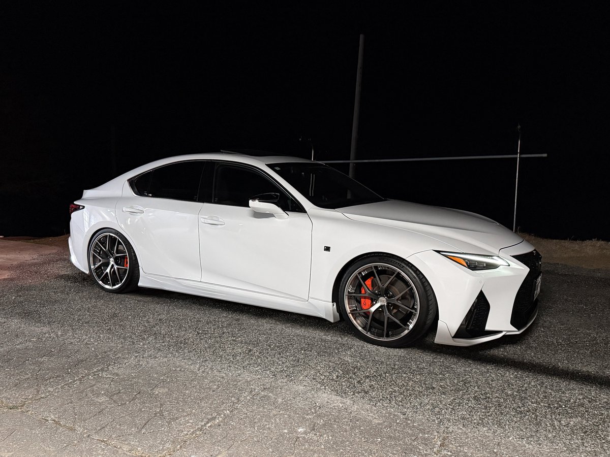 _kai_x23's tweet photo. とりあえず完成👍
RS-RのダウンサスにBBS RI-S🛞

大人かっこよくなったのではないでしょうか。 https://t.co/ncBqZt4RCv