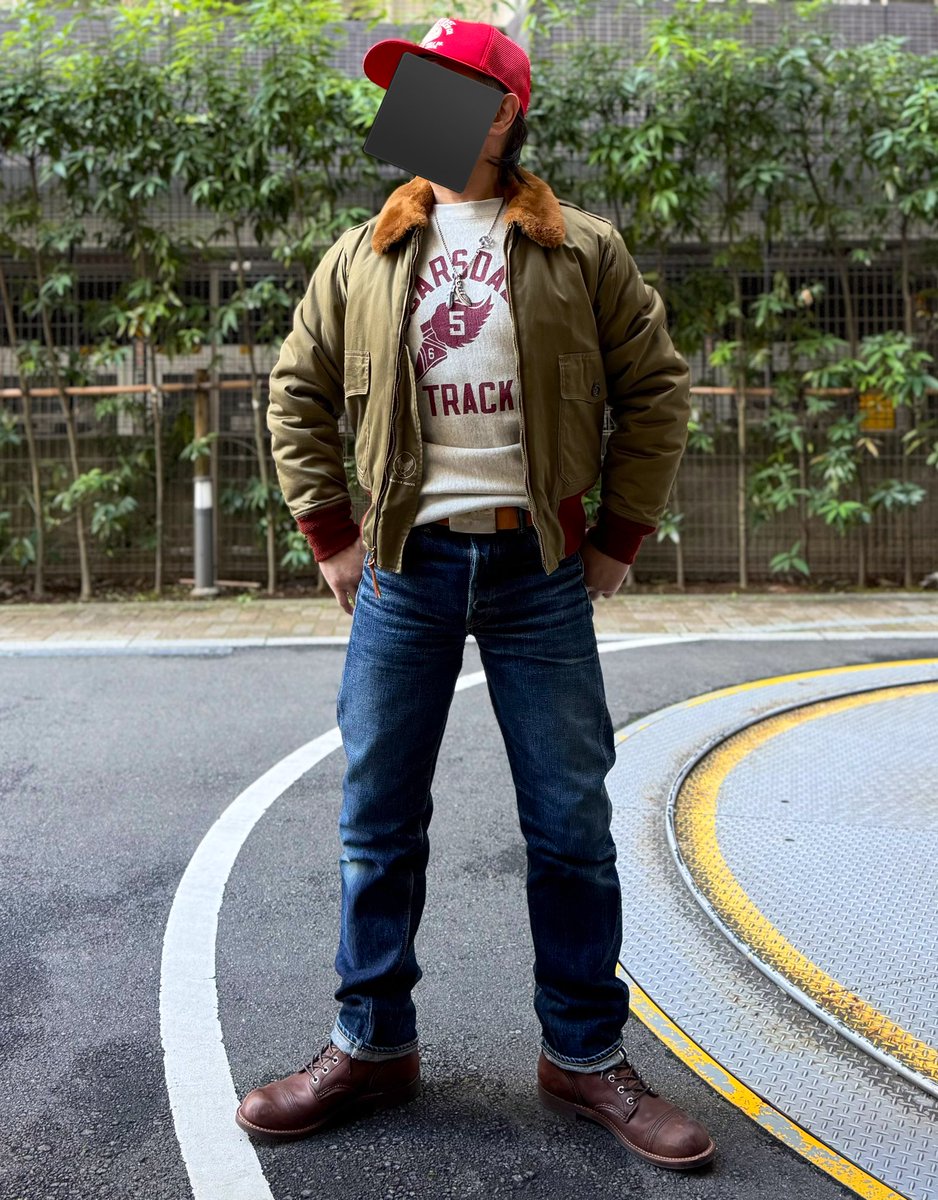 nojeans_nolife's tweet image. 相棒が2年に一度のお泊まり保育を終えて
迎えに行ってきました🏍️

お兄さんに お風呂 にも入れてもらったようで
あんな所やこんな所も洗ってもらい
気持ちよかったそうな💕

黒光りで綺麗だよ✨相棒👺👍

#黒鉄馬
#車検
#buzzricksons
#champion
#buco
#ironranger