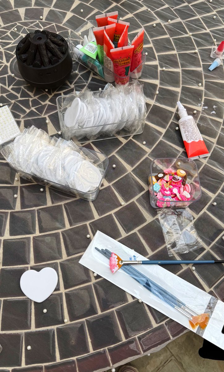 أميمة tweet media