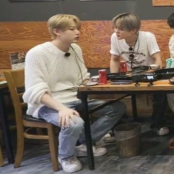 big fan of jihoon making himself small™ when next to junkyu😭😭