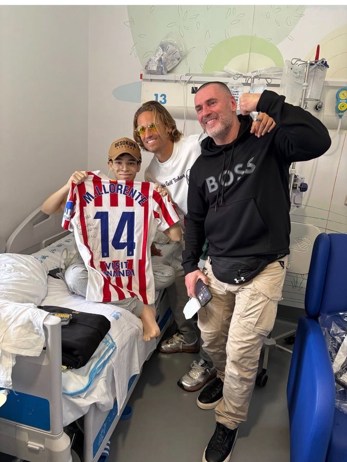 Elphomega_The One & Only tweet media