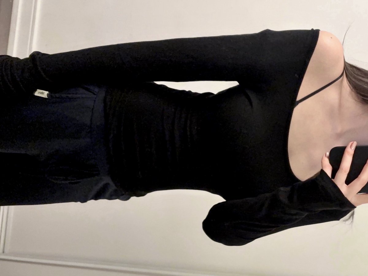 pangpairpang's tweet image. #광고 #RT이벤트

여성들이직접입어보고머리맞대서
진짜편하게입으려고만든브랜드
    👉🏻 “엣프터” 3분께
    누디볼륨브라 or 오프슬림브라렛 ❕

닝닝 브라마냥 얇은티 안에도
무봉제라 들뜸없이 핏이 촤르르야 .. 
와중에 너무 편하고 가볍고 속옷끈 
보여도 하나도 안 거슬리는 디자인🧎🏻‍➡️🪽