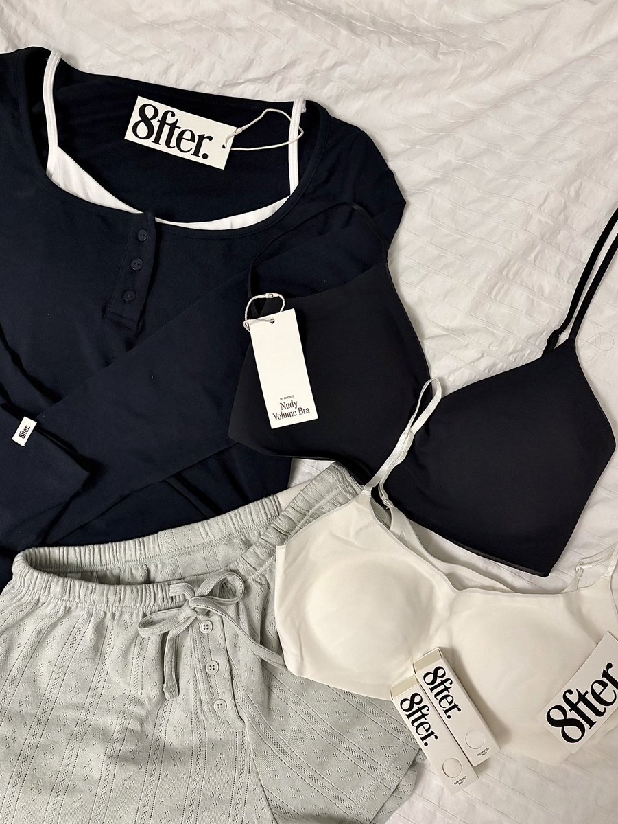 pangpairpang's tweet image. #광고 #RT이벤트

여성들이직접입어보고머리맞대서
진짜편하게입으려고만든브랜드
    👉🏻 “엣프터” 3분께
    누디볼륨브라 or 오프슬림브라렛 ❕

닝닝 브라마냥 얇은티 안에도
무봉제라 들뜸없이 핏이 촤르르야 .. 
와중에 너무 편하고 가볍고 속옷끈 
보여도 하나도 안 거슬리는 디자인🧎🏻‍➡️🪽