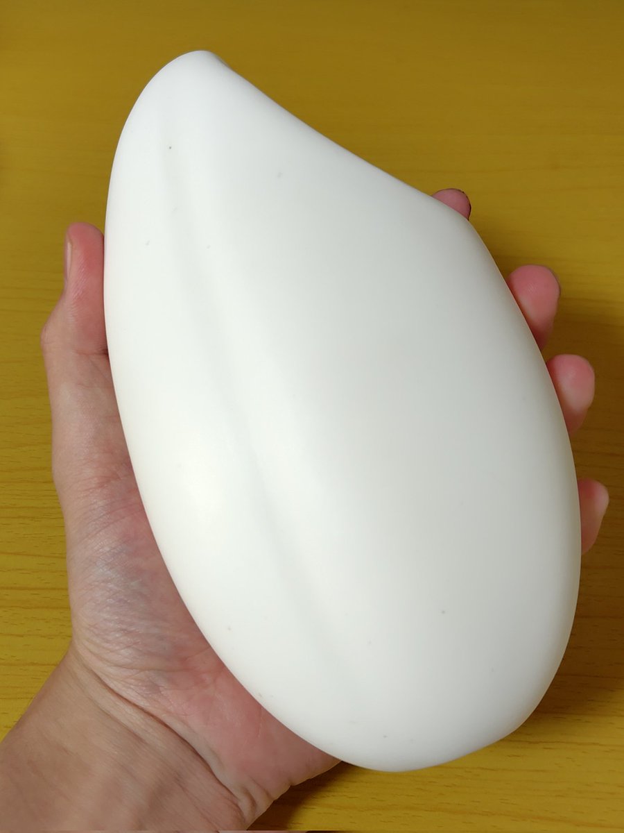 【ワンフェス商品紹介】
でかい米粒 - 巨大

全長18cm、重さ750gオーバーのレジンの塊！
前回の夏ワンフェスから1000円値下げして5000円で販売します
※古米扱いのため

ワンフェス会場内で最もグラム単価の安いレジン商品を自負しています！

#WF2026Wおしながき