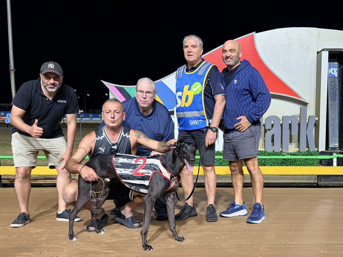 Sandown Greyhounds tweet media