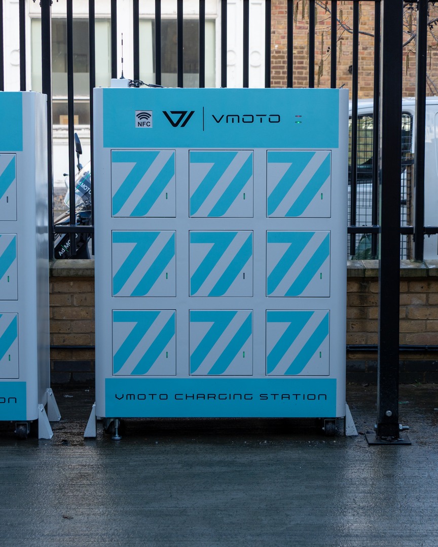 ZenionUK's tweet photo. ⚡️ 24/7 Battery Swap is coming to Zenion NEXT WEEK!

Find our lockers at: ⬇️

📍 Bermondsey – SE16 2DB
📍 Willesden – NW10 2DJ
📍 Tottenham – NW15 4QF
📍 Soho (Ad-MOTO) – W1F 7NQ

Not on the battery swap trial yet?
👉 Ask the Zenion teams to get you added!

#London #Zenion #Vmoto https://t.co/jRGj7MEiOC