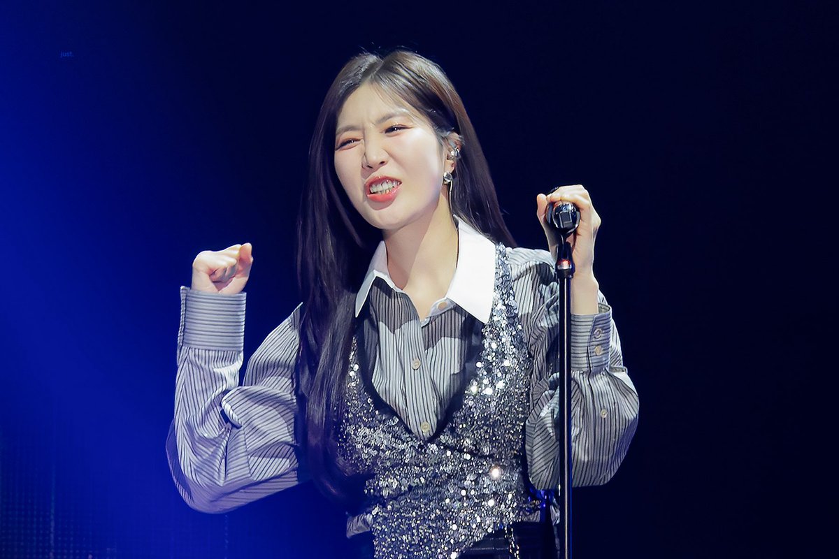 justdvc's tweet photo. 260124 TIME CAPSULE : 시간을 잇다

솜쥬먹 ㅋㅋ

#다비치 #이해리 https://t.co/Qc5Gl00MTr