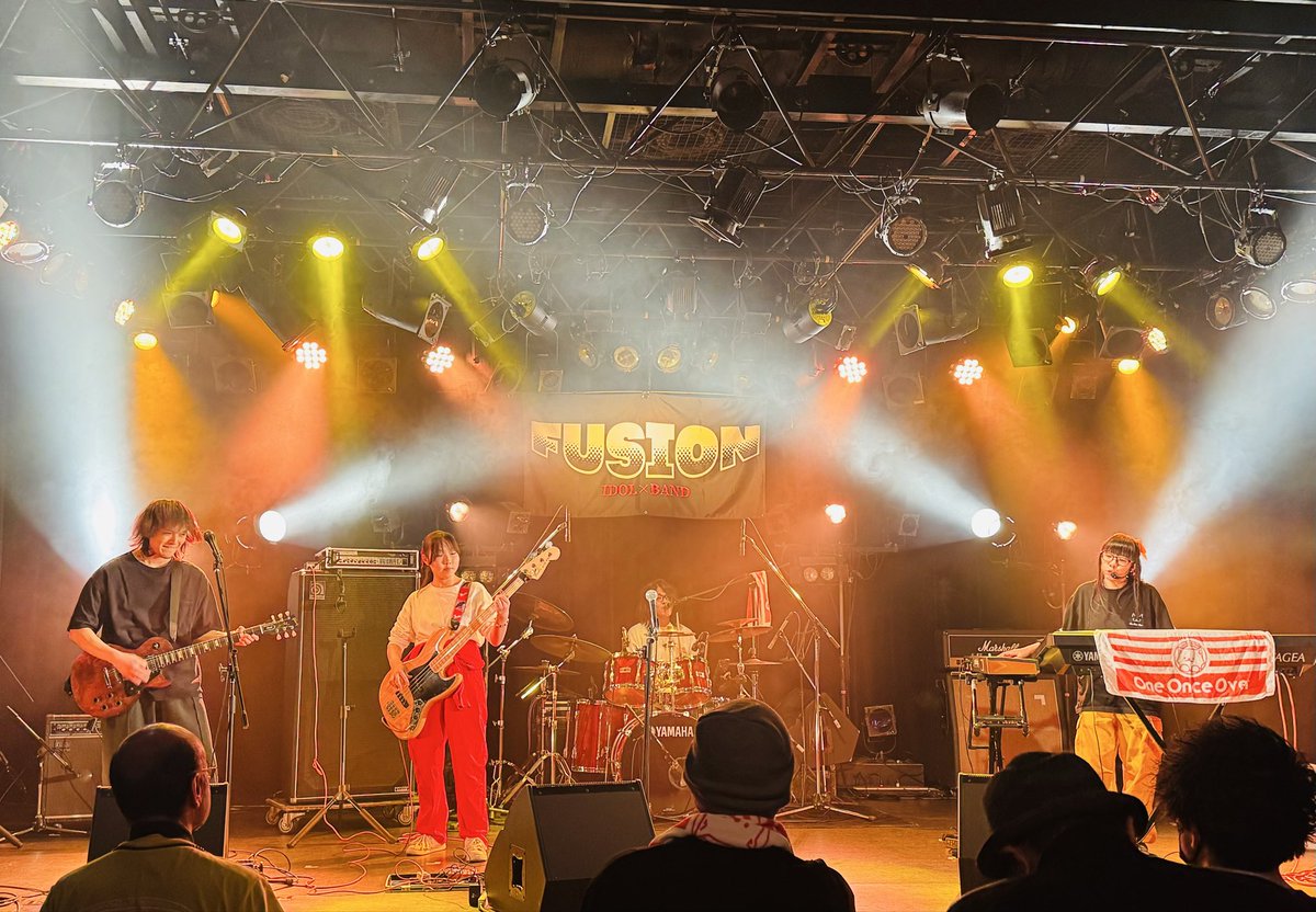 looky26811667's tweet image. 今日はこちらに🥰
江坂に元気もらいに来ました💪
#OneOnceOver