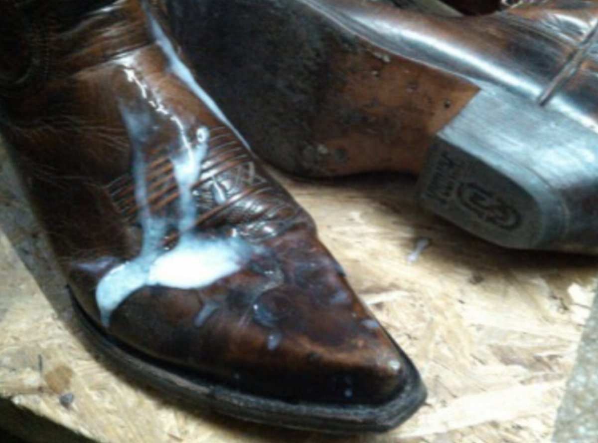 fe774fe's tweet image. Algunos morbos y fetiches hoy botas texanas