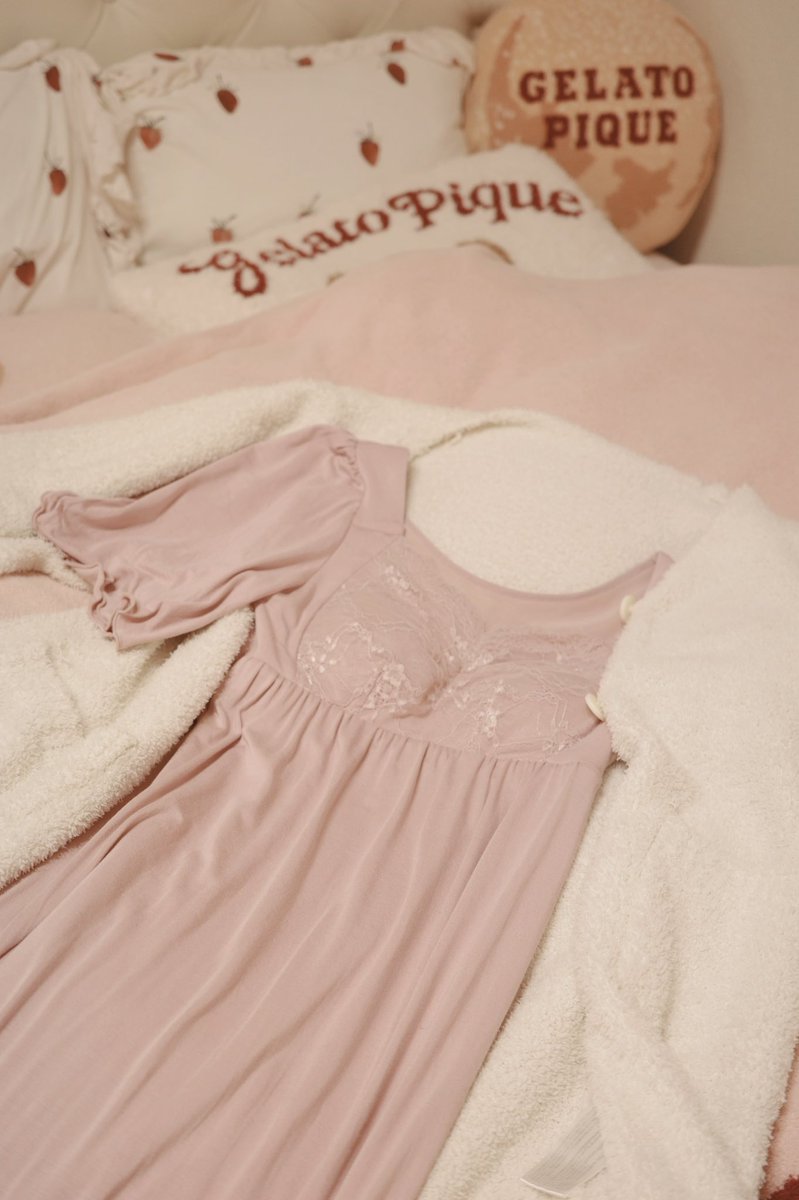 お姫様気分にさせてくれる ルームウェアがだいすき( ꈍᴗꈍ)🎀