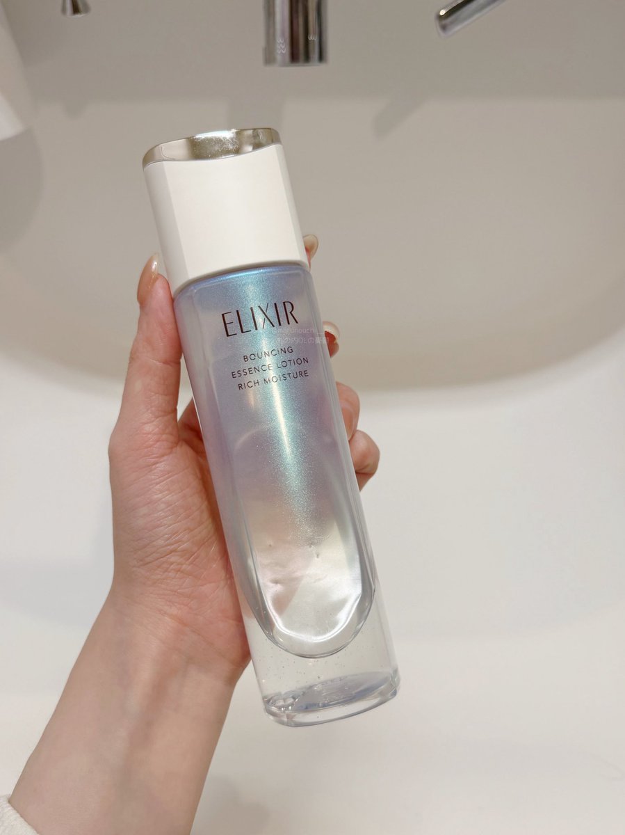 丸の内OLの憂鬱 tweet media