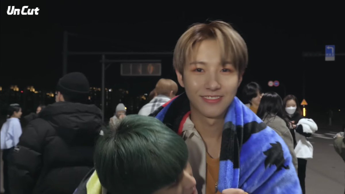 담요 런쥔
귀엽고 따랑뜨러움