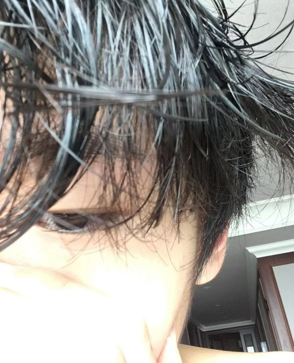 直男/. tweet media