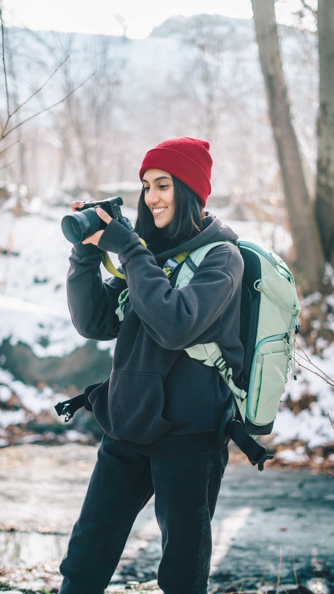 LeofotoZS's tweet image. What to pack for the great outdoors? We’ve got the answer! 🎒

Made for wilderness creativity, built for full protection.
Meet the Leofoto Backup Camera Bag【BPA-35L】—your all-terrain photography partner.

📸 IG@yagiess
✨ Model: BPA-35L-BL (Green)

#CameraBackpack #Leofoto