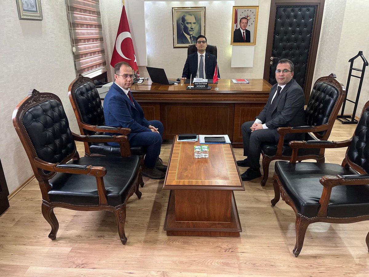 Süloğlu ilçe Kaymakamı  Emin Cevat TUTAR’ı makamında ziyaret ettik.Kurumumuzun  destek alanları, ilçe potansiyeli ve yapılabilecek çalışmalar ile ilgili görüşme gerçekleşmiştir.#süloğlu #edirne#kırsalkalkınma#tkdk#ipard🇹🇷🇪🇺 

#TKDK
#IPARD
#HİBE