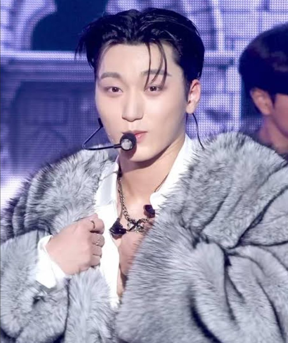 Bottoms Biaser (@justastraykidz) on Twitter photo 