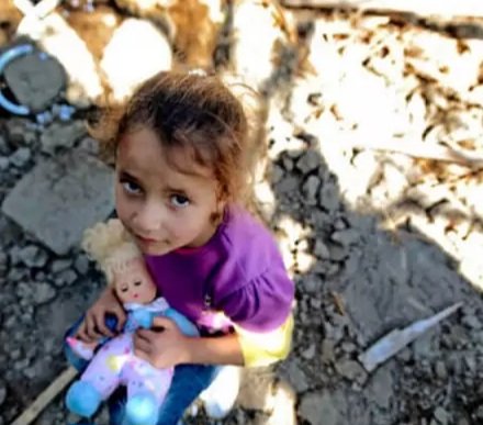 "Çocuksun sen;
ve bu dünya sana göre değil."

Ahmet Telli

#6subat2023 
#DepremiUnutmaUnutturma