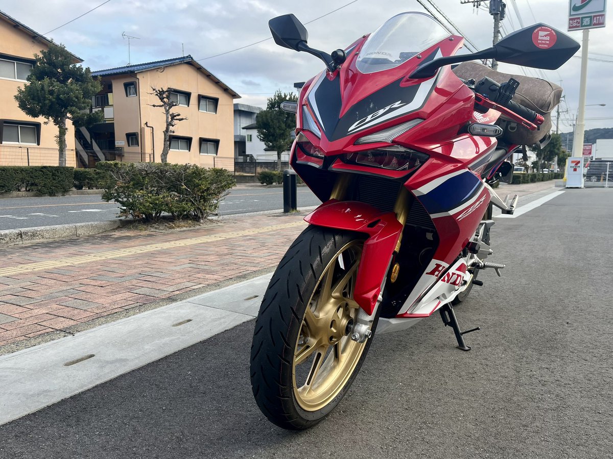 SvMouse's tweet image. #CBR250RR  #MC51
 オドメーター6000キロ達成。次は悪魔の6666で