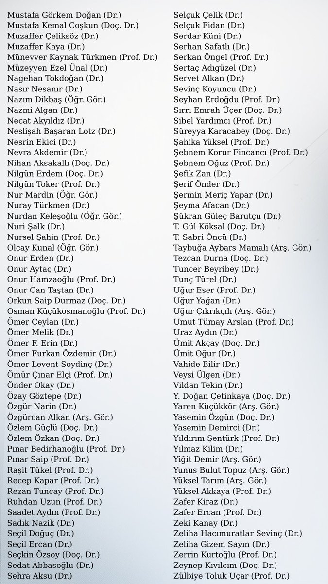 Haklı mücadelelerinde Migros depo işçilerinin yanındayız.
Pazartesi gününden bu yana yeni katılanlarla birlikte 314 imzacıya ulaştık. 
Bildiriyi ve güncel imzacı listesini paylaşıyoruz. 

<a href="/DGDSEN/">DGD-SEN</a> 
#MigrosİşçisindenTarafım #MigrostaSefaletehayır