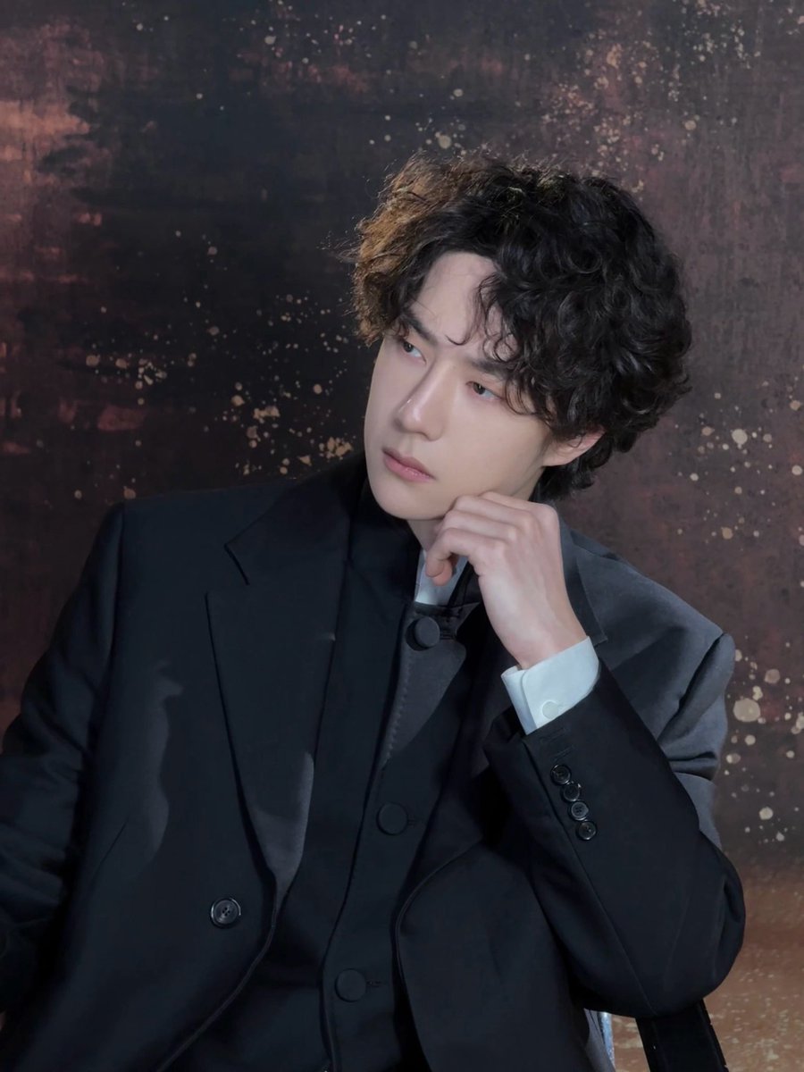 Nanpaphat11's tweet photo. เจ้าชายมากไม่มีแล้วแพะภูเขาที่เทอเคยแซว 

#หวังอี้ป๋อ
#WangYibo https://t.co/qsDBY5F4m7