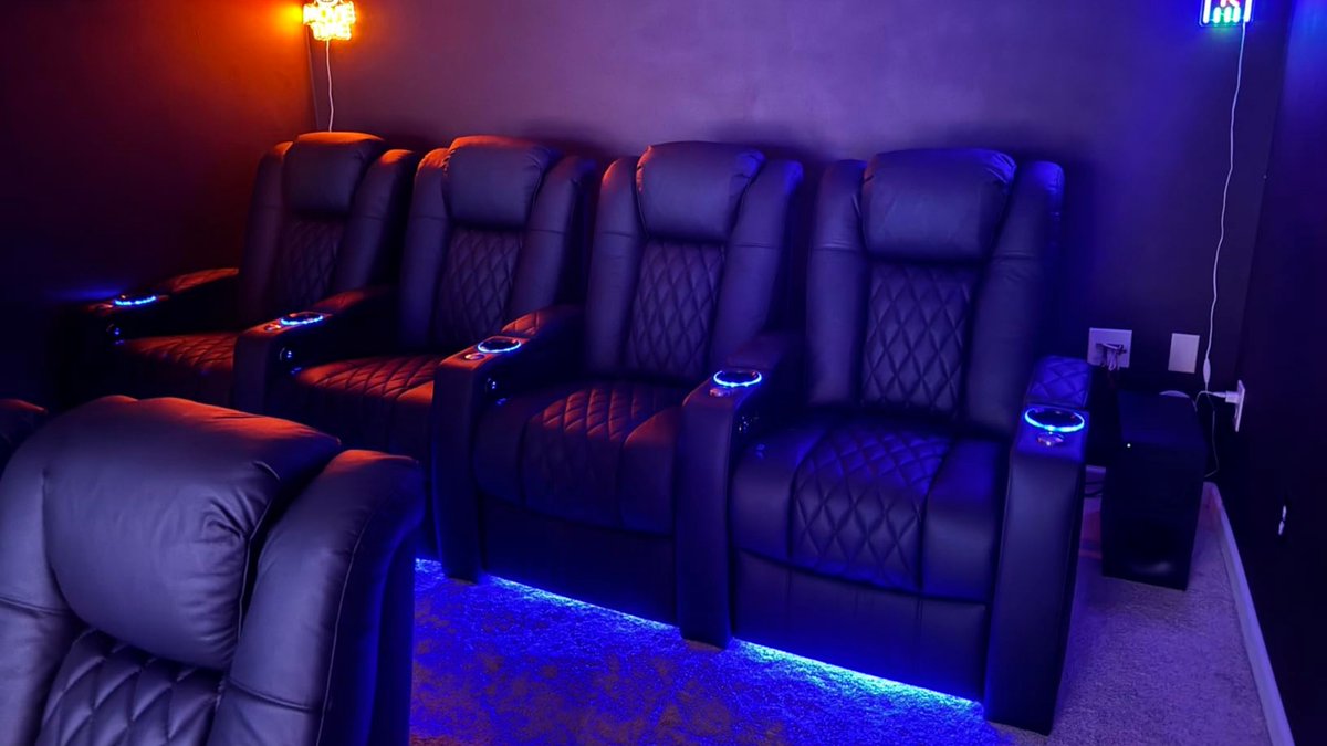 comfiroom.official tweet media