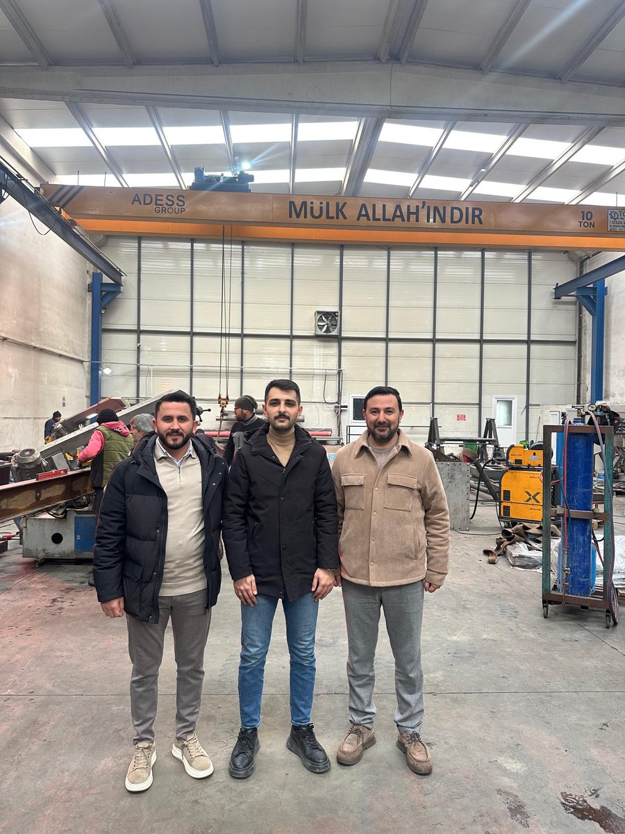 İnşaat Sektör Kurulu Başkanımız Erhan Zengin ve Otomotiv ve Ulaşım Araçları Sektör Kurulu Başkanımız İshak Kınık Genç MÜSİAD Başkanımız Kasım Azak’ı  işyeri Adess Grup’ta ziyaret etti.