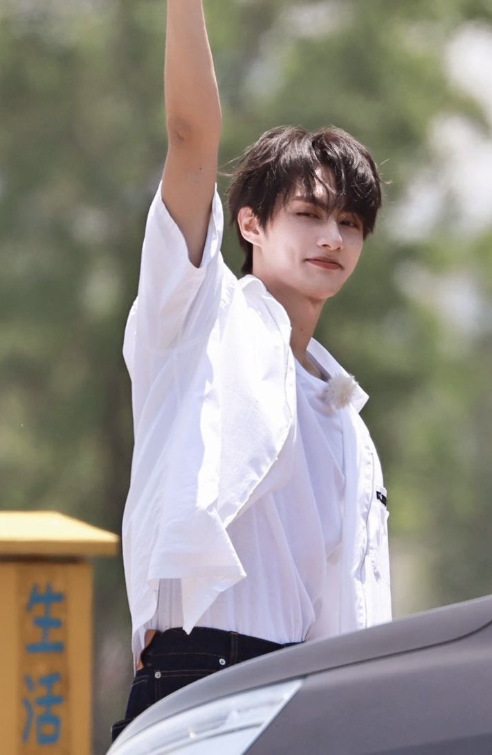 문준휘 얼굴 tweet media