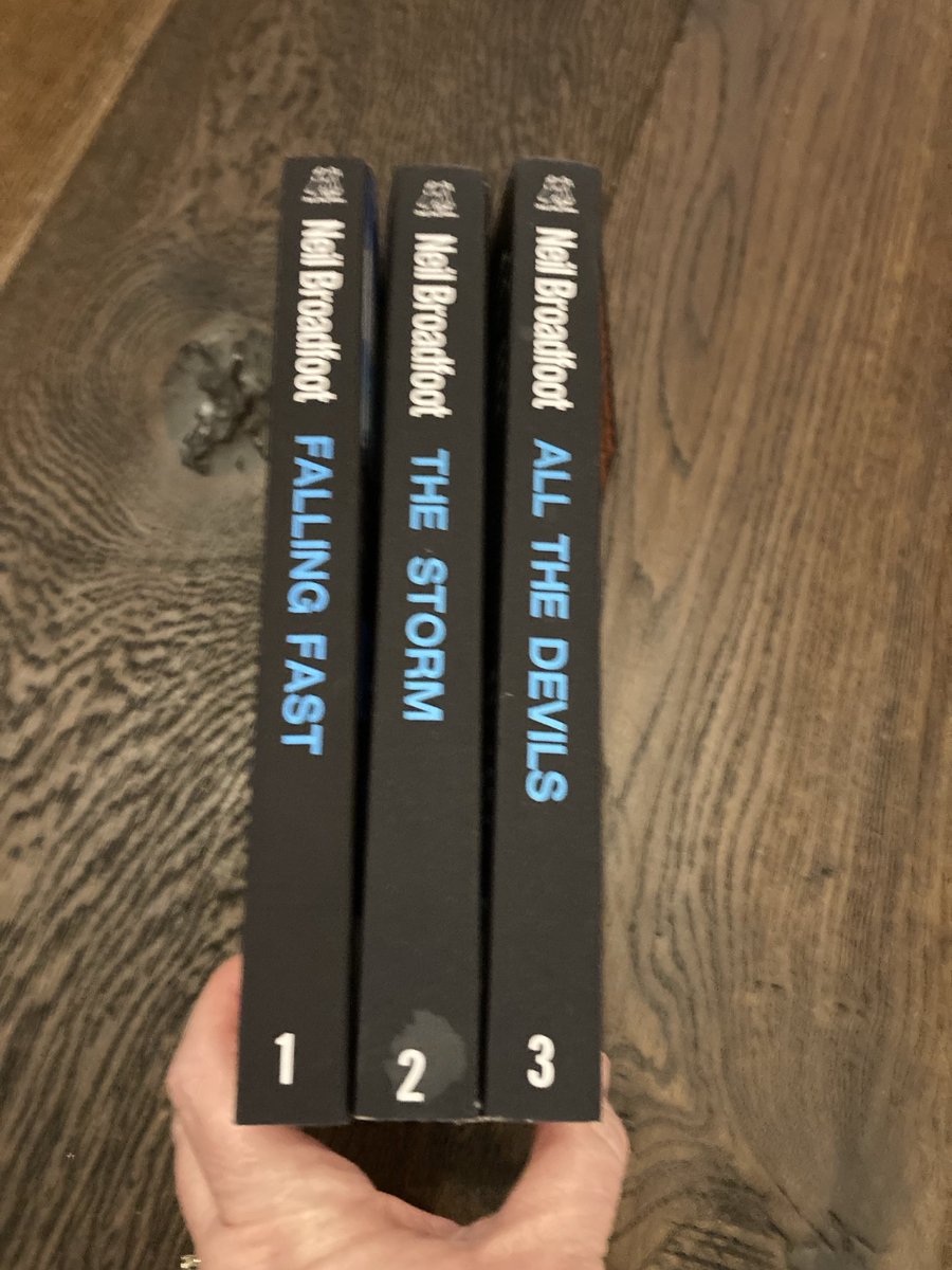 fionamsharp's tweet image. Loved bk 1 #FallingFast should I start bk 2 #TheStorm tonight? ⁦@NlBro⁩