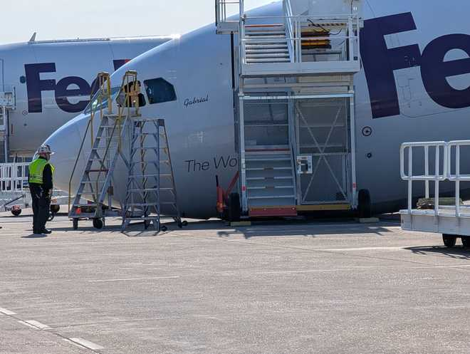 aviationbrk's tweet image. FedEx Airbus A300F4-605R nose gear collapses while parked on the ramp at Baltimore Washington International Airport.

The aircraft was reportedly undergoing maintenance at the time of the incident on Wednesday.

"We are aware of an incident involving one of our parked aircraft