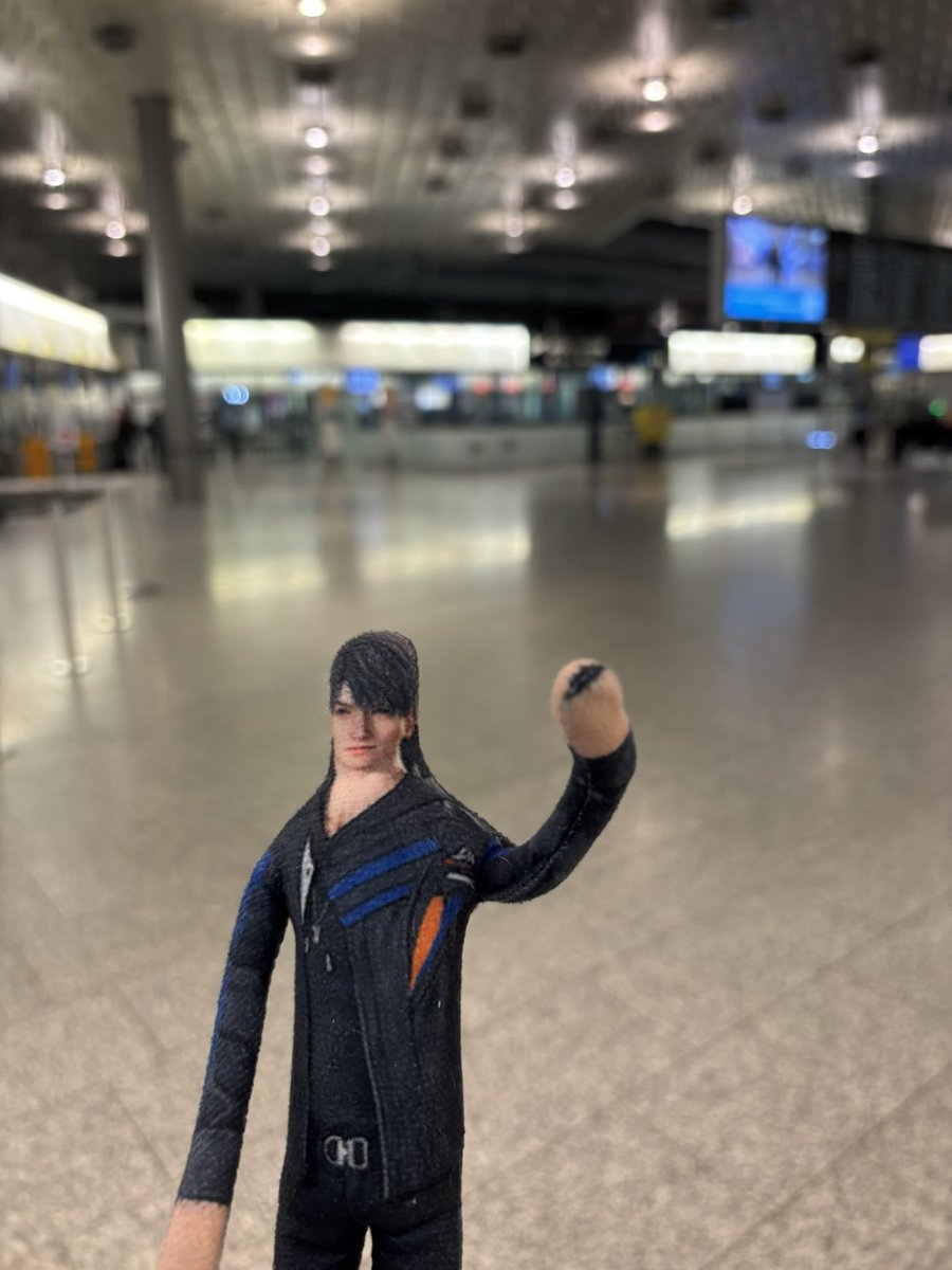 Ehhh I made it to the airport ! ✈️