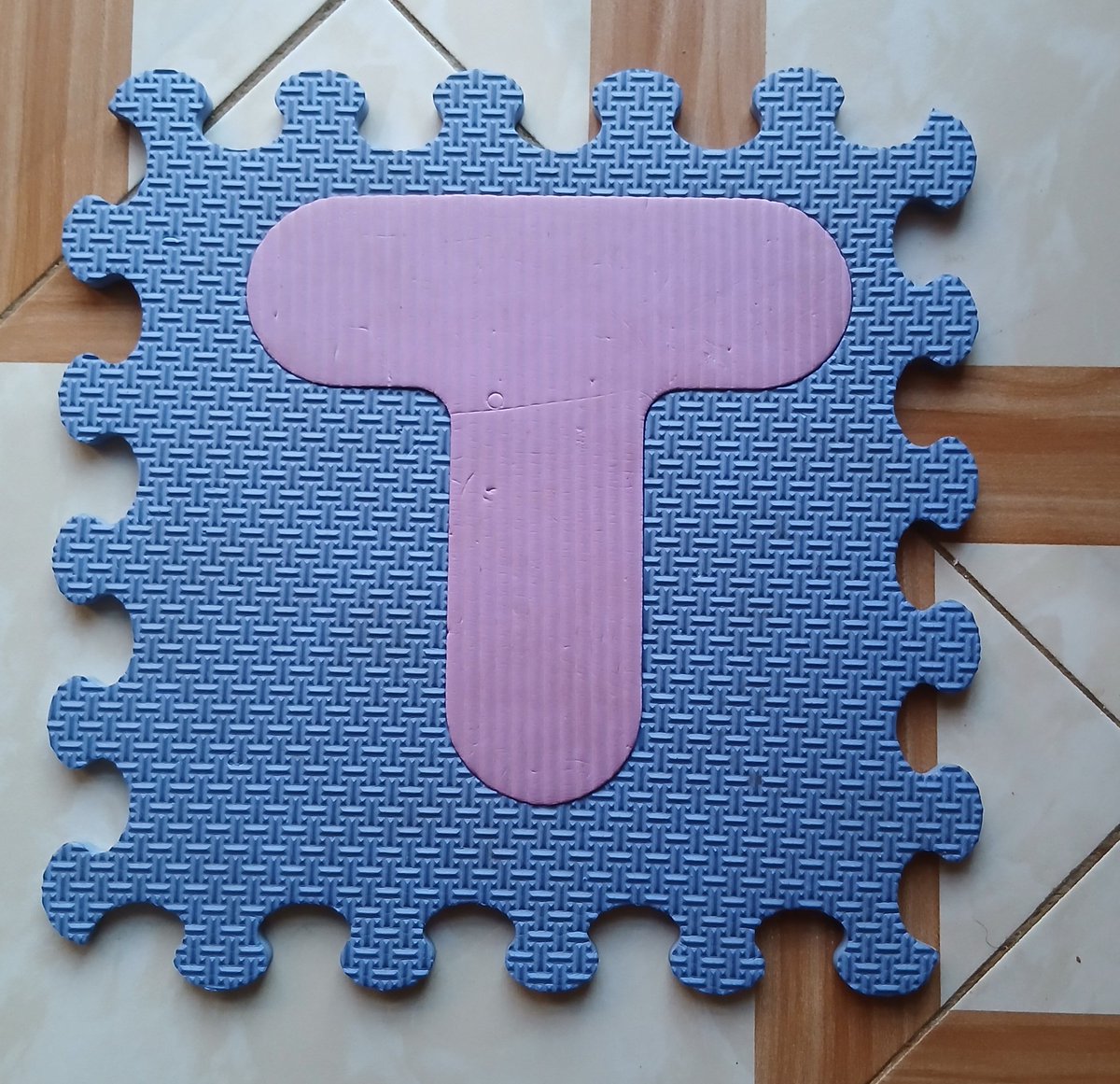 YoBabyLane's tweet photo. Playtime that builds the mind
Titan puzzle mat for little curious learners available at yobabylane.
Call 0787802314 or visit Shop https://t.co/4n6vNZjbyA 65/66 Mutaasa City Building, Kasangati, Wakiso...#yobabylane #newmoms #babyshops #kidsstyle https://t.co/ez3MvIRJIT