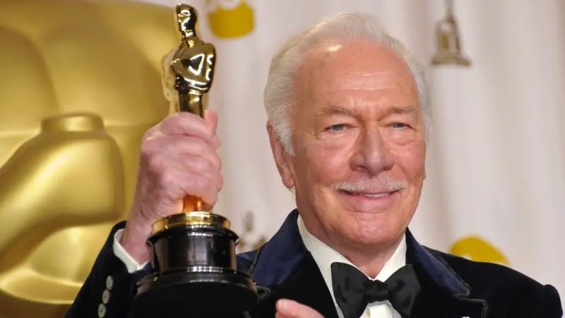 daveainsworth63's tweet image. Remembering the wonderful Canadian actor Christopher Plummer who died on this day in 2021. He was 91. 🇨🇦 #ChristopherPlummer #TheLastStation #Beginners #AllTheMoneyInTheWorld #AmericanTragedy #TheThornBirds #ABeautifulMind #TheSilentPartner #TheSoundOfMusic #MurderByDecree