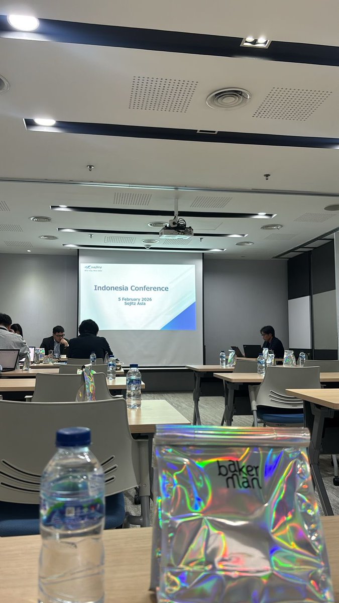 dirdooo's tweet image. ngangtuk