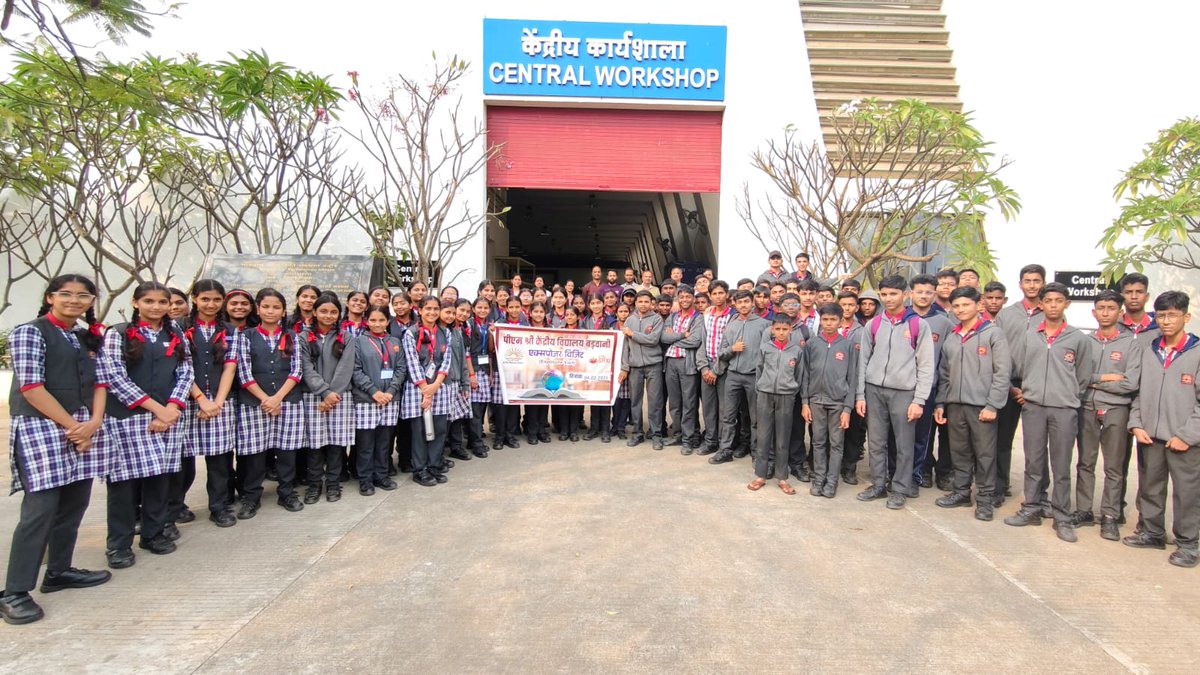 पीएम श्री केंद्रीय विद्यालय बड़वानी के कक्षा 9वीं एवं 11वीं के विद्यार्थियों का IIT INDORE का एक्सपोजर विजिट!!
#exposurevisit
#kvs
<a href="/robhopal/">robhopal</a>
<a href="/EduMinOfIndia/">Ministry of Education</a> 
<a href="/KVS_HQ/">Kendriya Vidyalaya Sangathan</a>