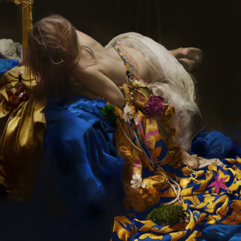 ThierryEnLibRT's tweet image. La nostalgie est un sentiment que j'ai la chance de ne pas connaître. 
A mon sens, si le passé laisse des traces qui nous servent à comprendre certaines choses, il n'aide pas à vivre. Pour être heureux, le présent et les rêves me suffisent. 
𝑇 𝑒𝑛~𝐿~

🎨 Yves Conductier - Les…