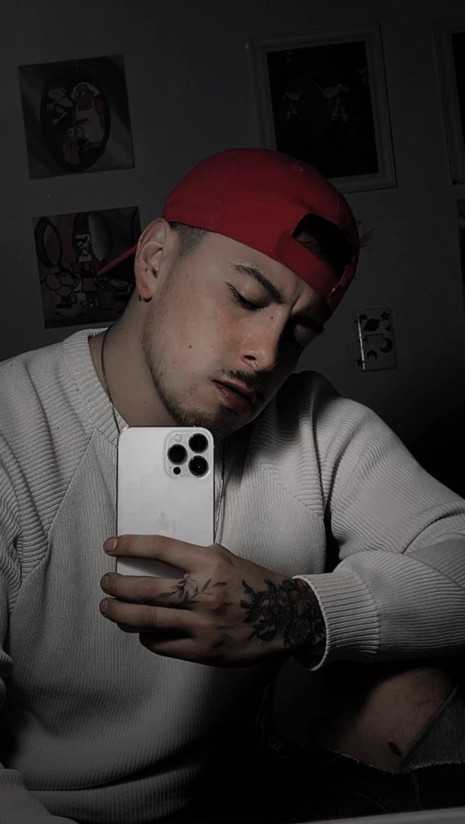 Leo Islas tweet media