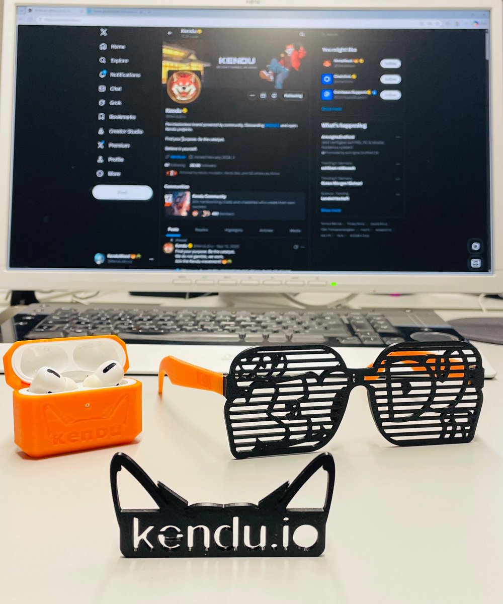 KenduWood 🦊🪖 tweet media
