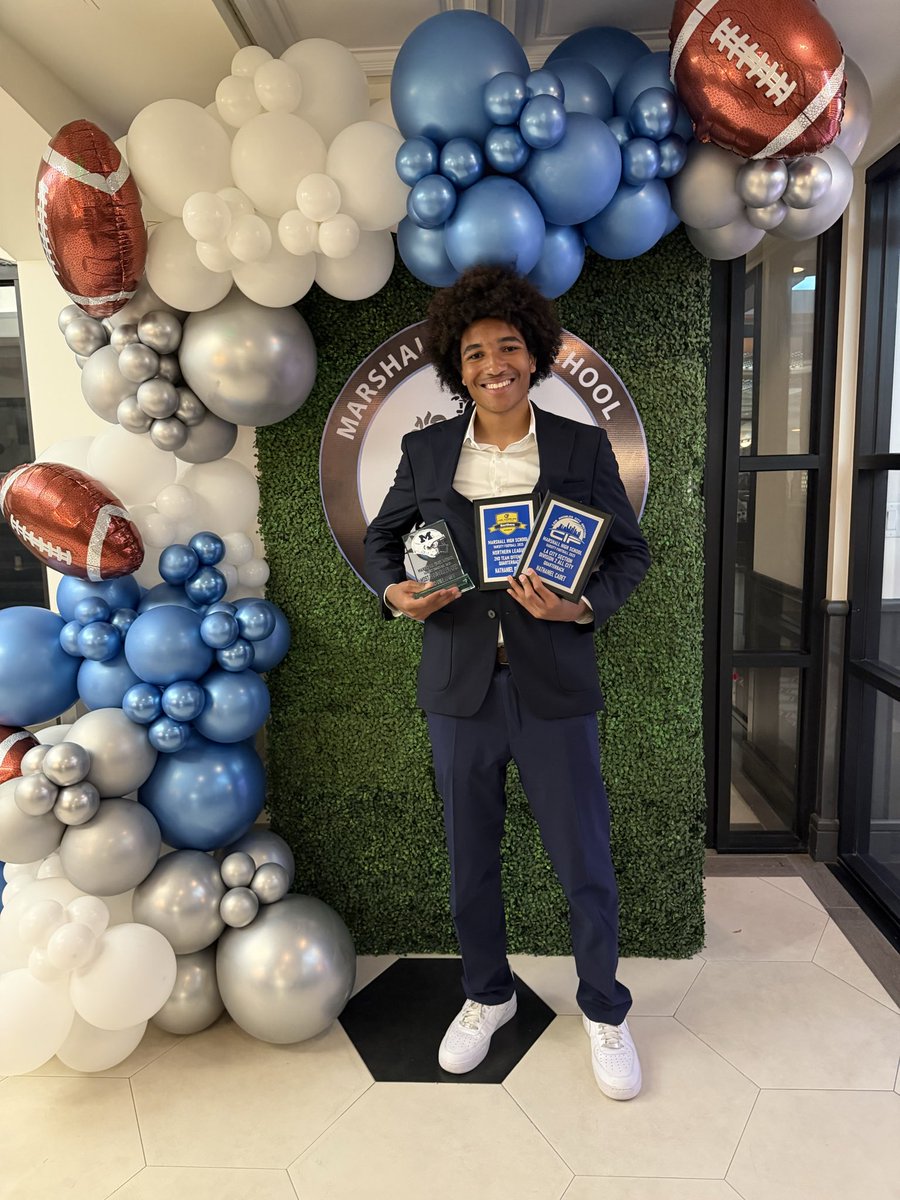So grateful to <a href="/coach_razo4/">Jose Razo</a> &amp; <a href="/BarristersFB/">Marshall Barristers Football</a> coaching staff for recognizing <a href="/Nate_Cadet/">Nathaniel Cadet</a> as the 2025 Varsity Football Team MVP! Nate’s training hard to deliver an even better performance in 2026! 
💙⭐️🏈
<a href="/latsondheimer/">eric sondheimer</a>
<a href="/Tarek_Fattal/">Tarek Fattal</a>
<a href="/GregBiggins/">Greg Biggins</a>
<a href="/adamgorney/">Adam Gorney</a>
<a href="/CoachP1311/">Coach Paul</a>