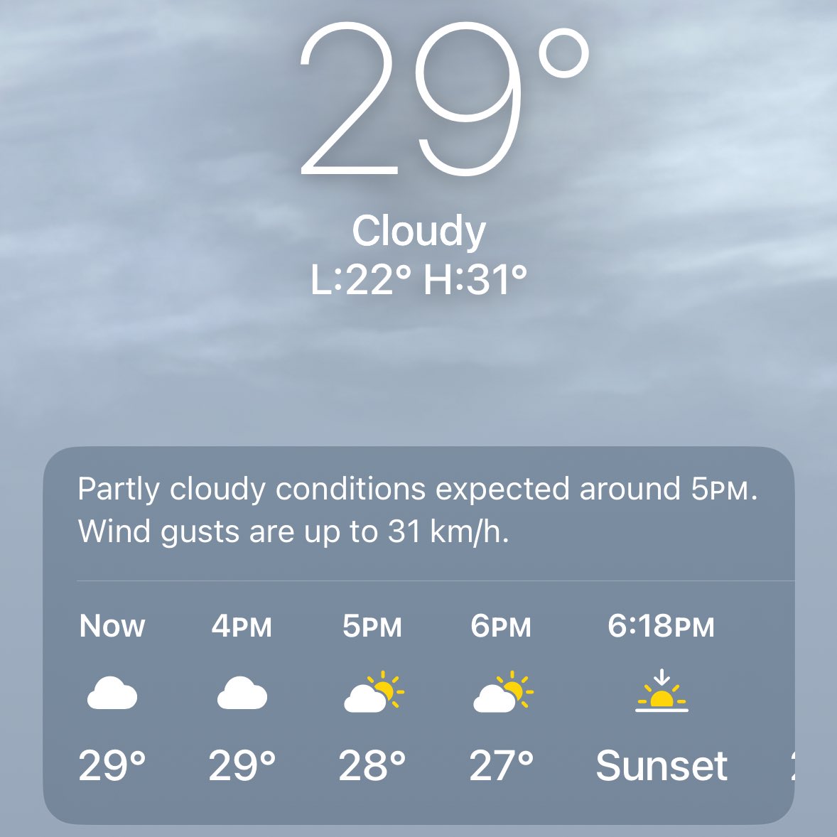 sunsetmatchaa's tweet image. Segini katanya, tp aslinya panas bgt🔥😭